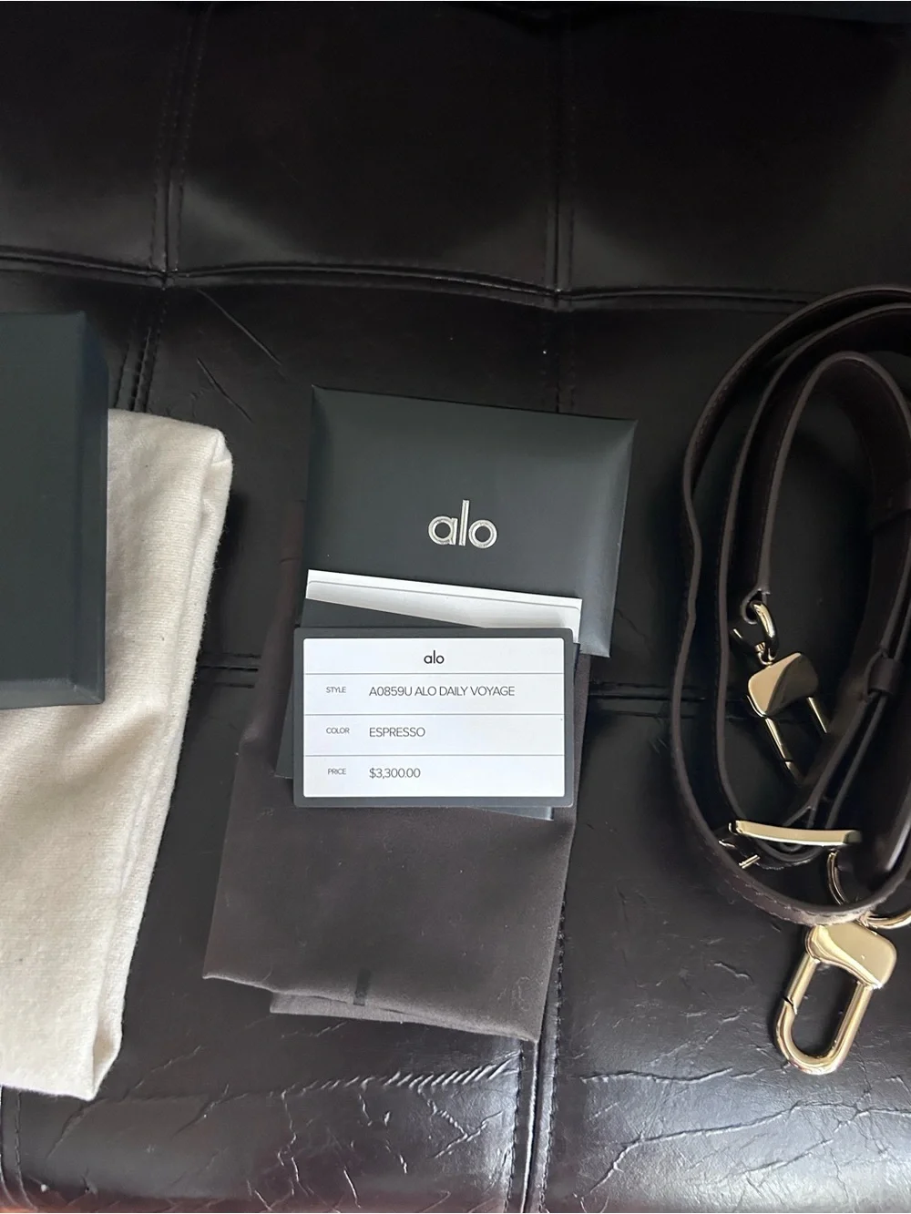 ALO Yoga new its